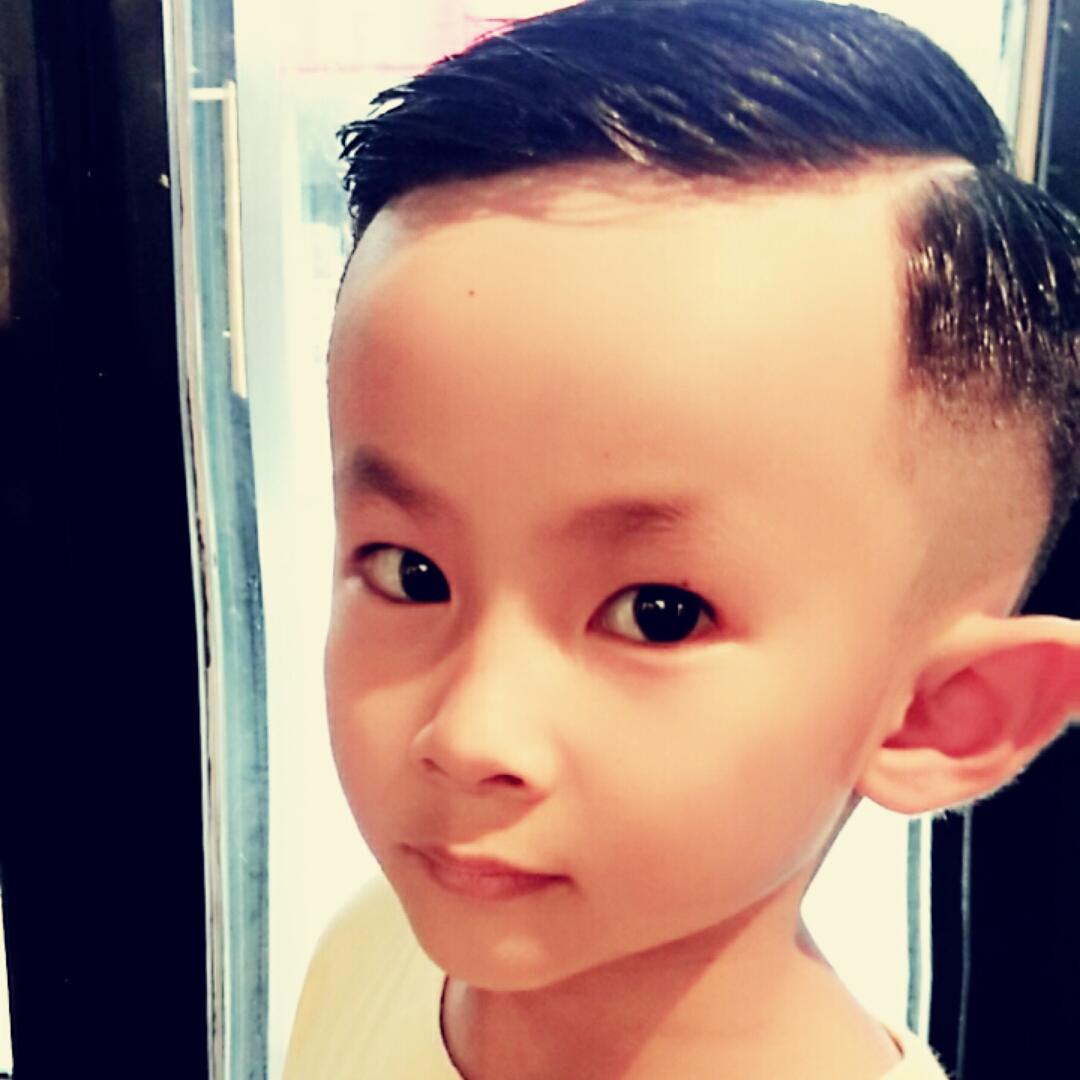 妖白
