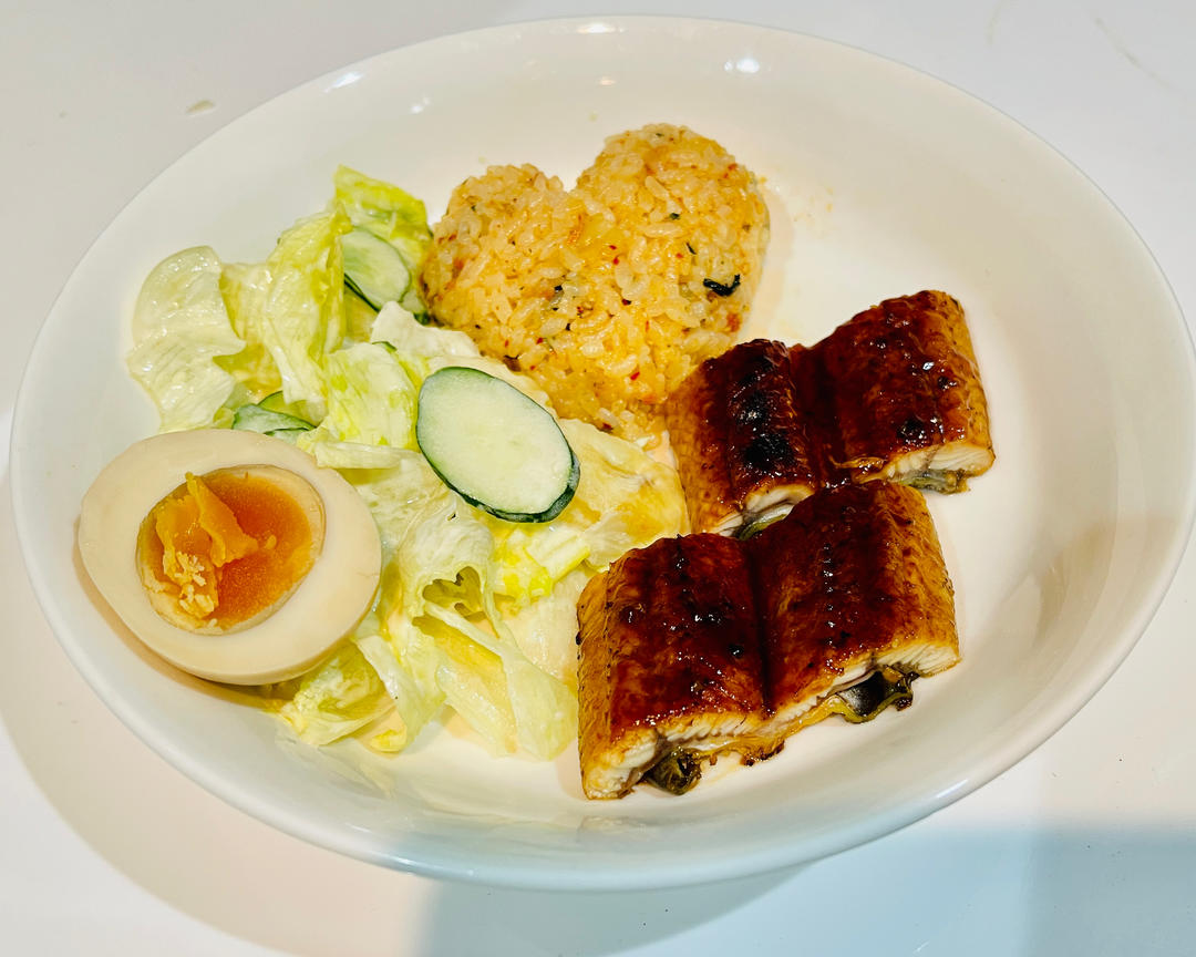 蒲烧鳗鱼饭