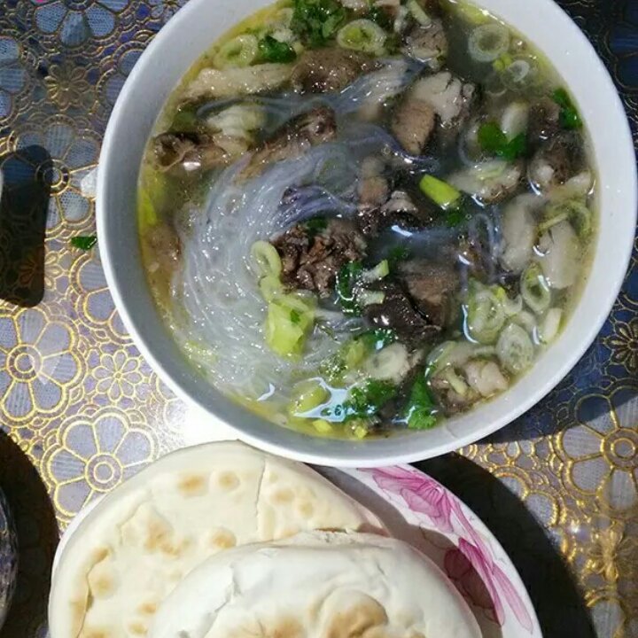 羊肉泡馍