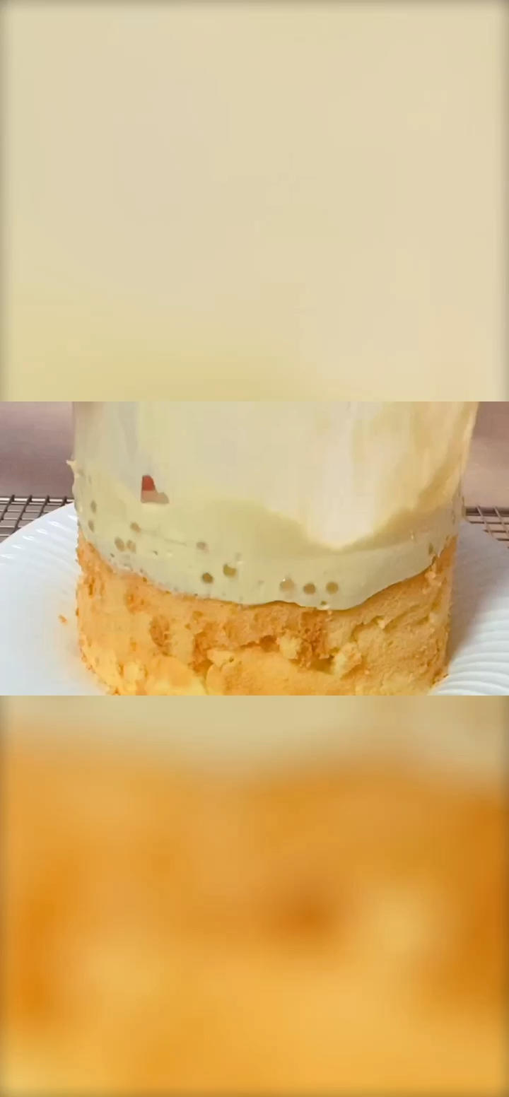 杨枝甘露雪崩蛋糕