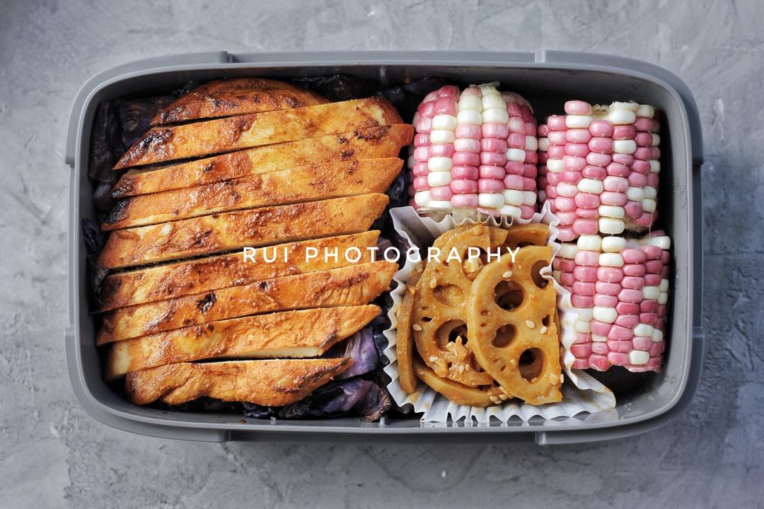 五香烤紫甘蓝丨健康·三餐