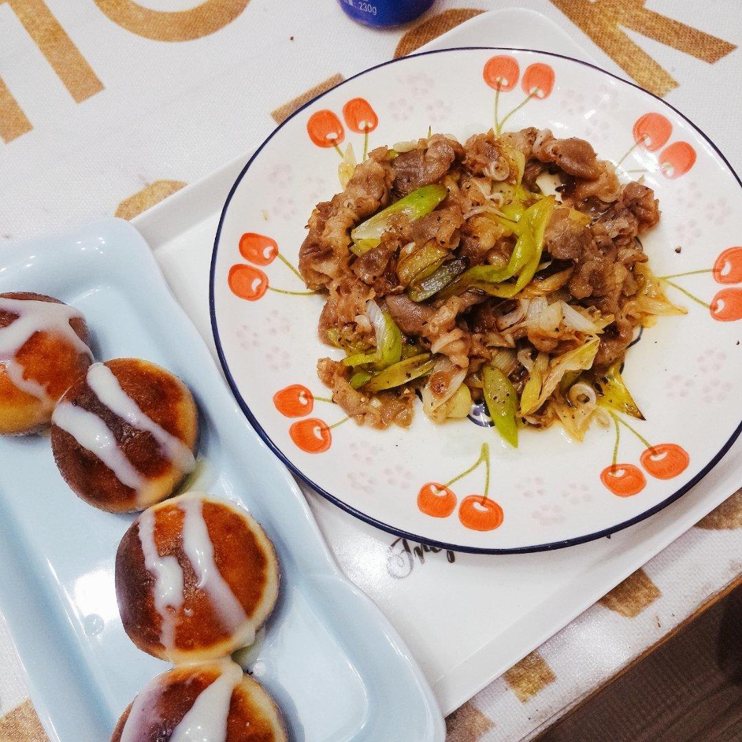 吃不够的孜然葱爆羊肉、秒杀饭馆