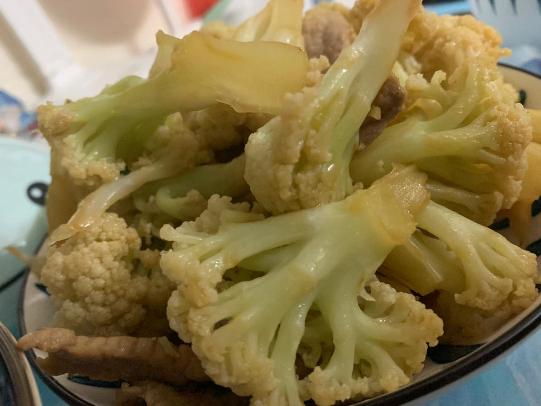 干煸菜花（花菜炒肉）
