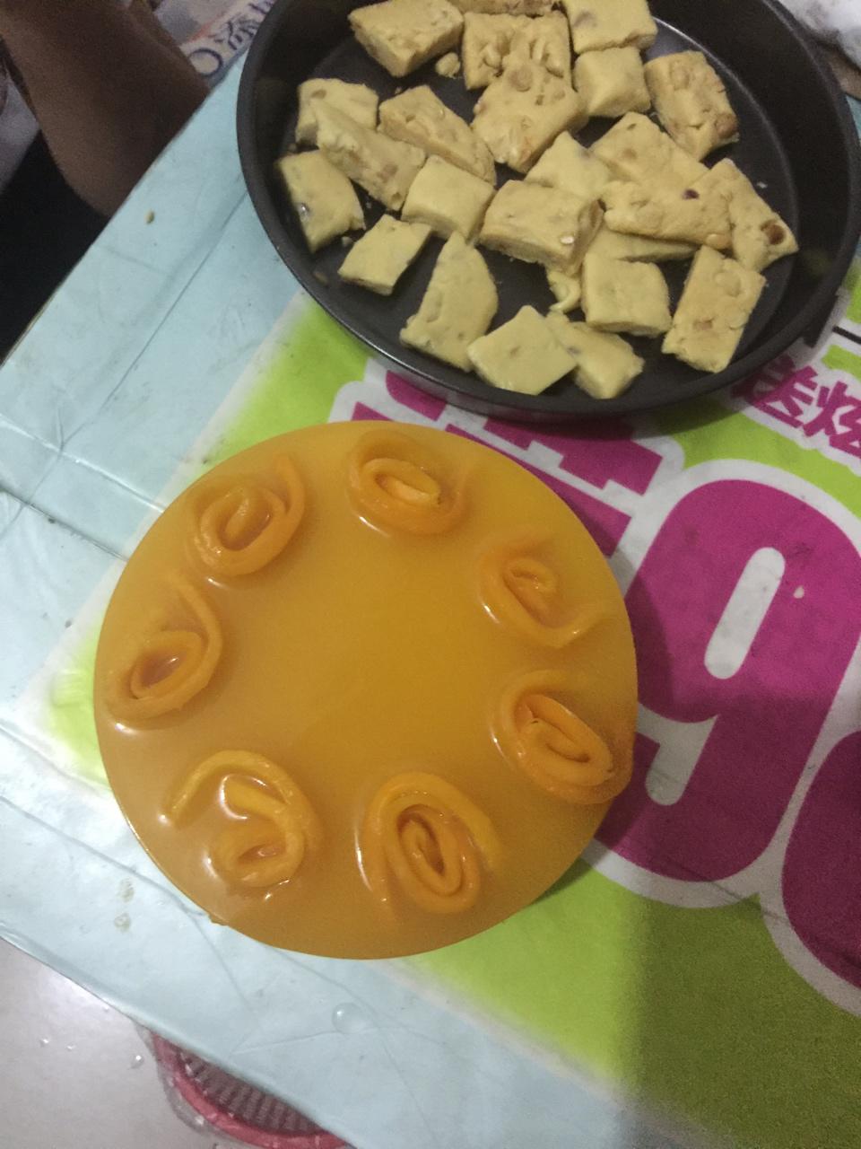 玫瑰花芒果慕斯蛋糕