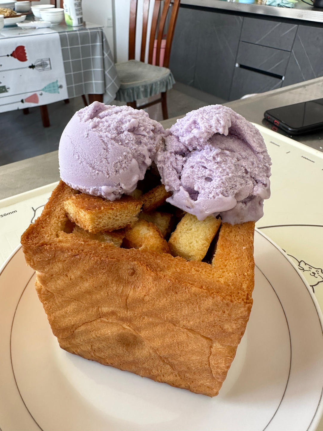 夏日缤纷甜品｜梦龙冰淇淋吐司宝盒