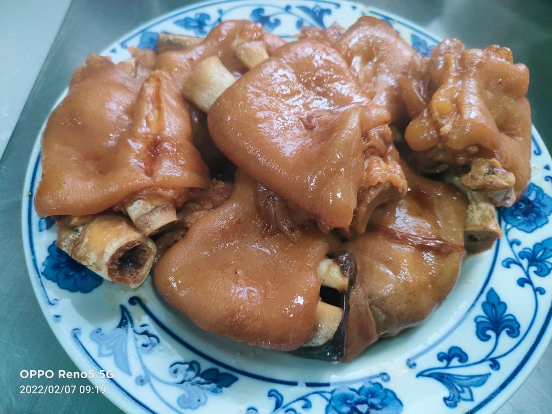 红烧猪蹄，酱香味，超级过嘴瘾的卤猪蹄