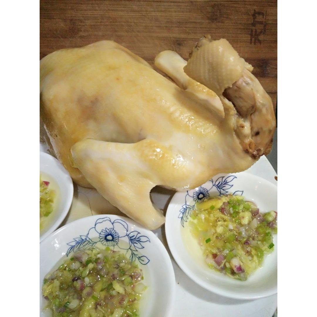 白切鸡（含蘸料做法）