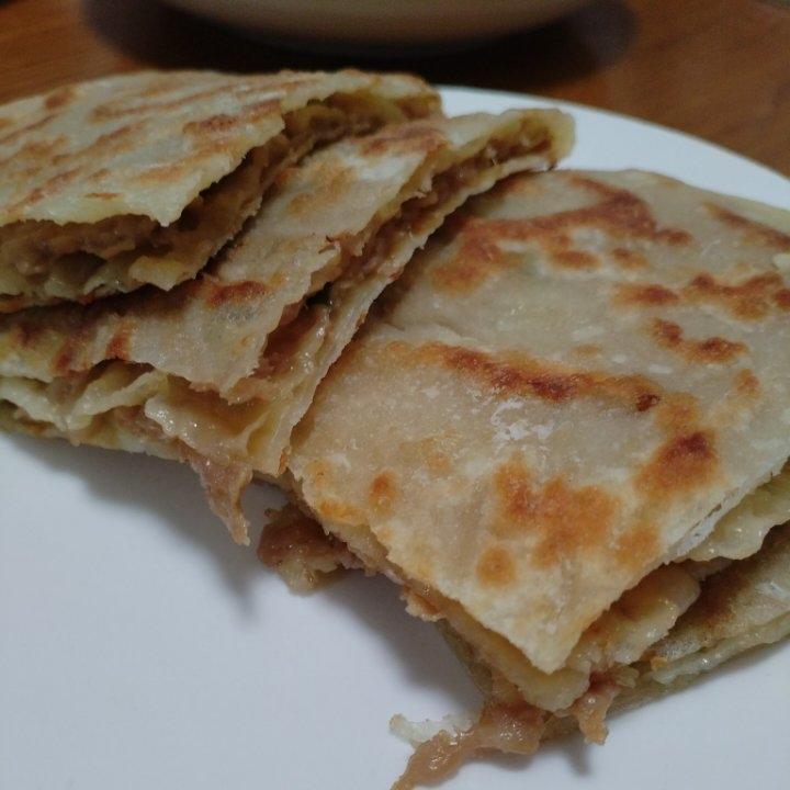 十里飘香百吃不厌千层肉饼