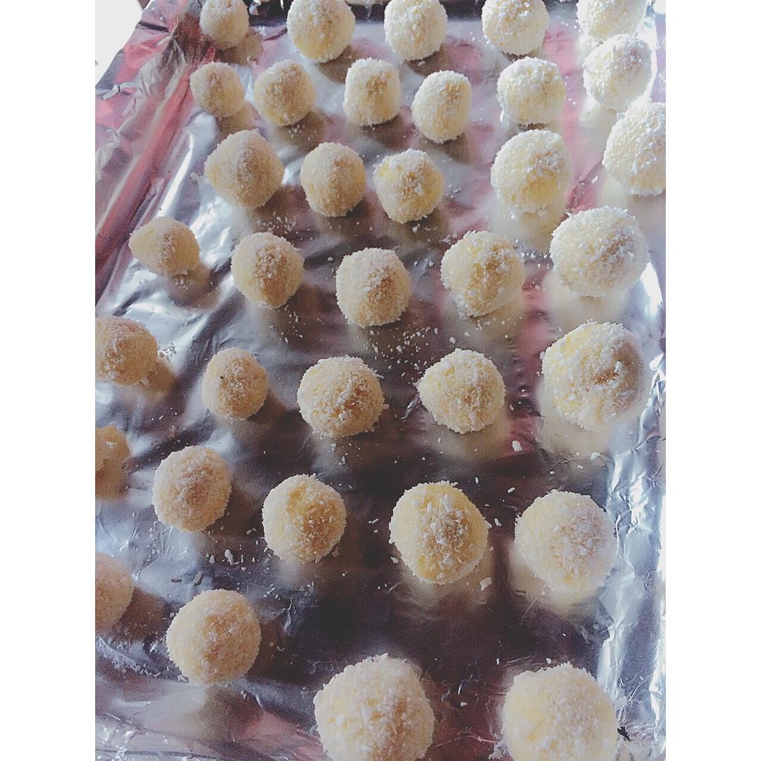 黄金椰蓉球（新手入门零失败）