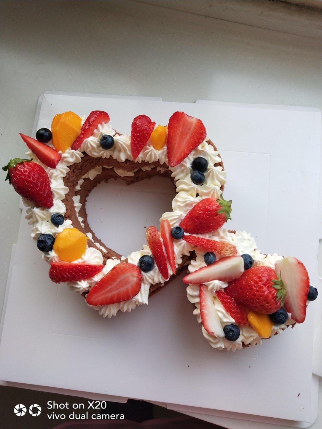 情人节心形红丝绒蛋糕