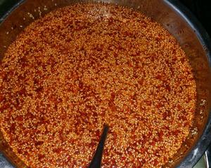 狠辣的辣椒油的做法 步骤2