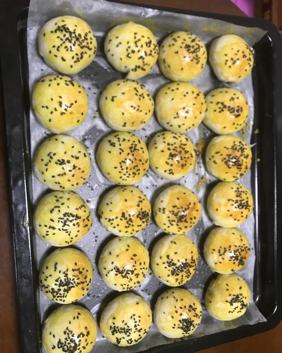 蛋黄酥