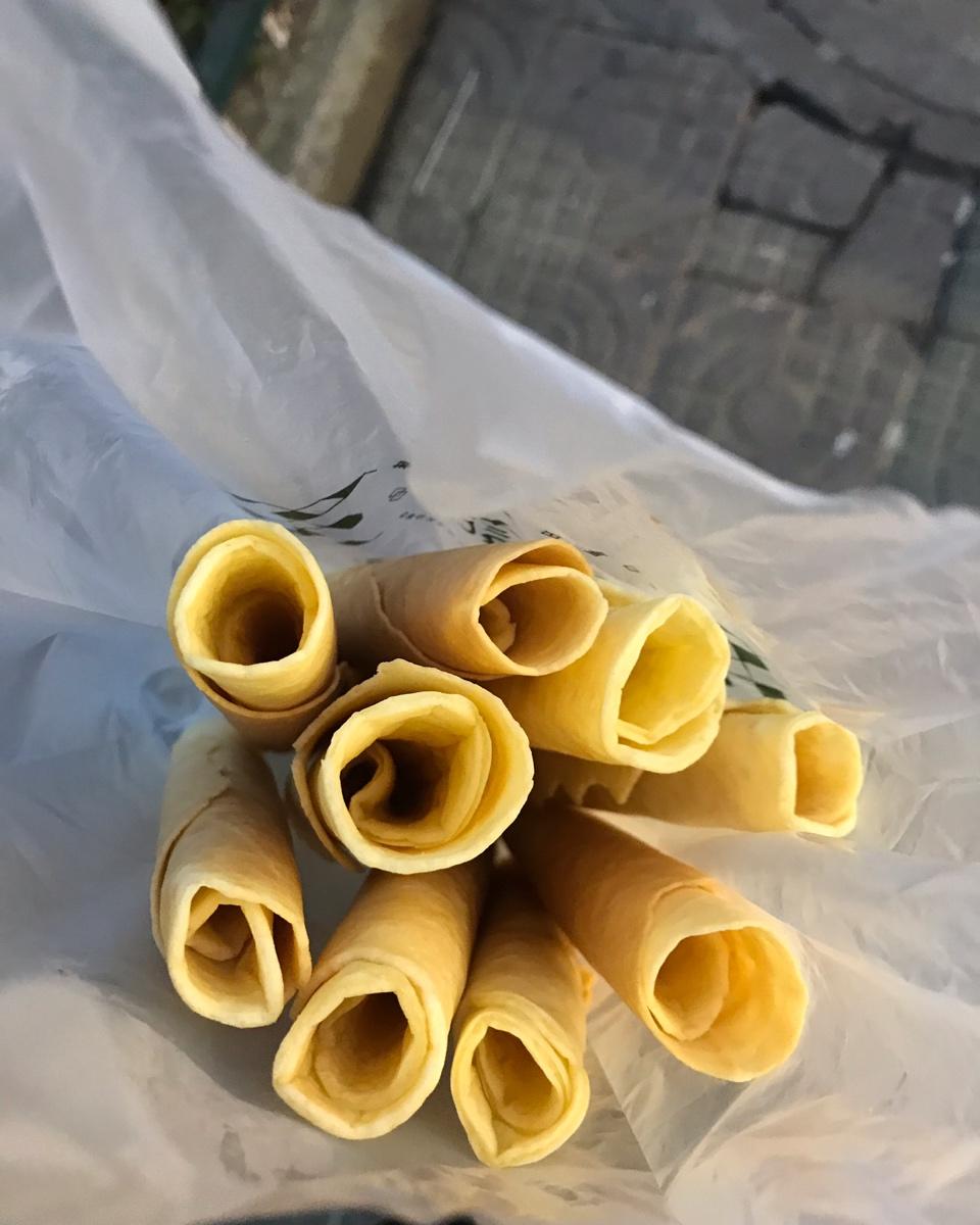 香酥不甜腻的彩色奶油蛋卷