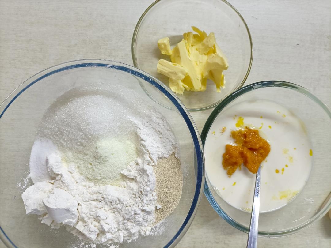 纯奶手撕吐司的做法 步骤1