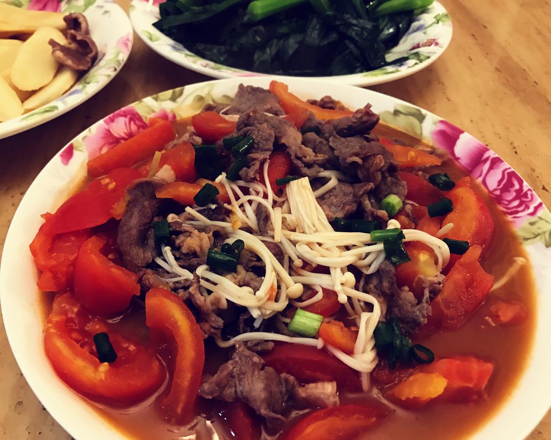 金针菇番茄炒牛肉