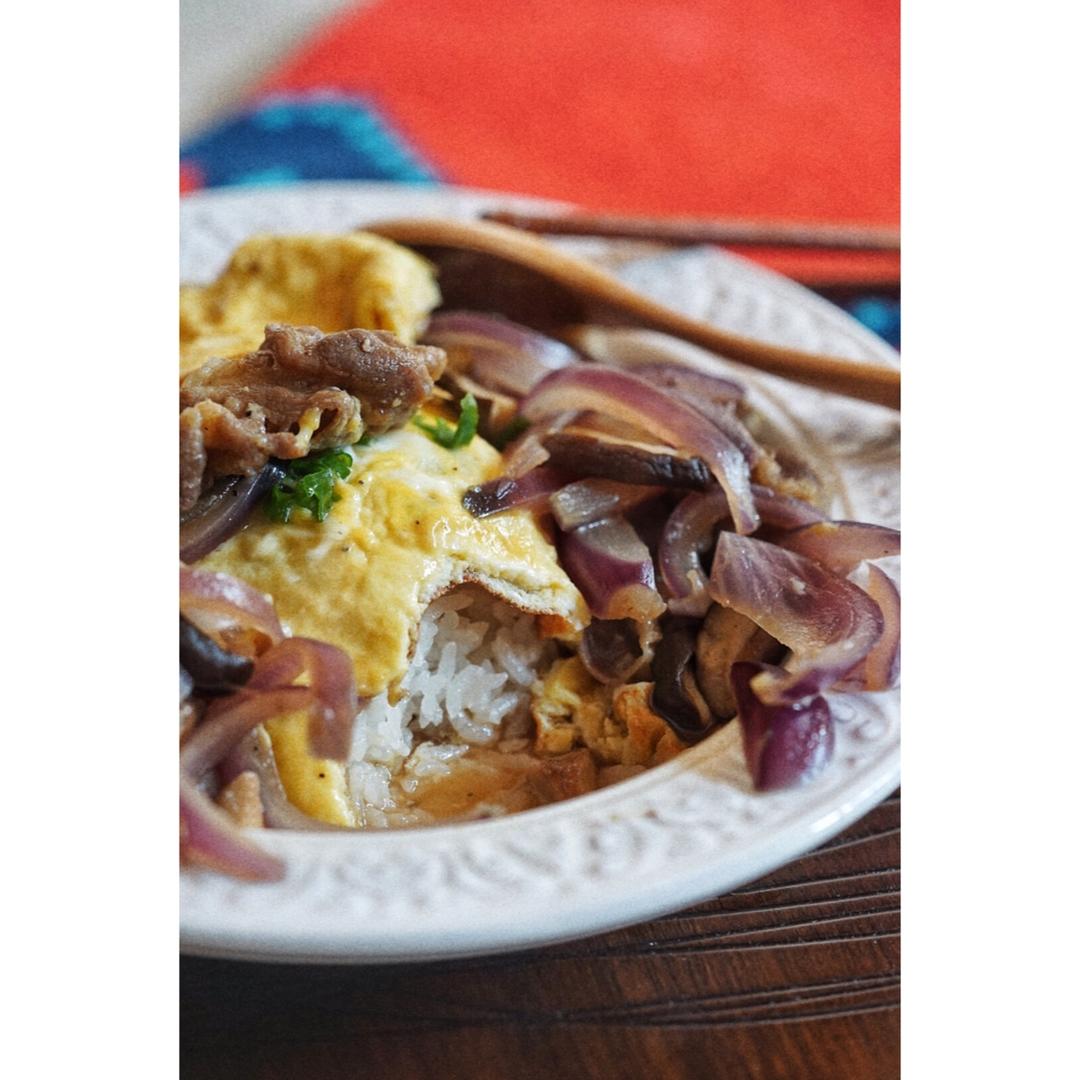 洋葱肥牛饭