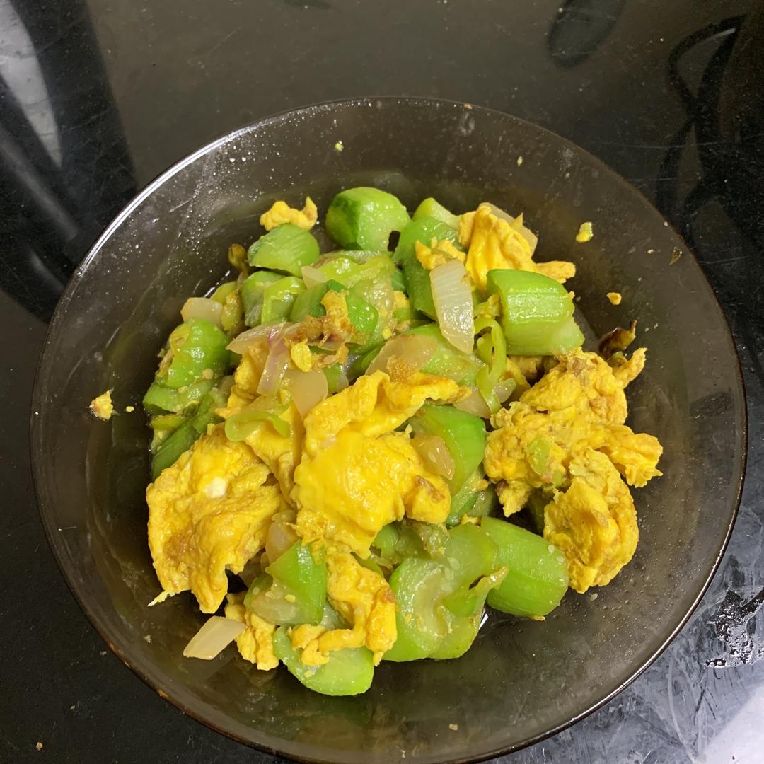 丝瓜炒鸡蛋
