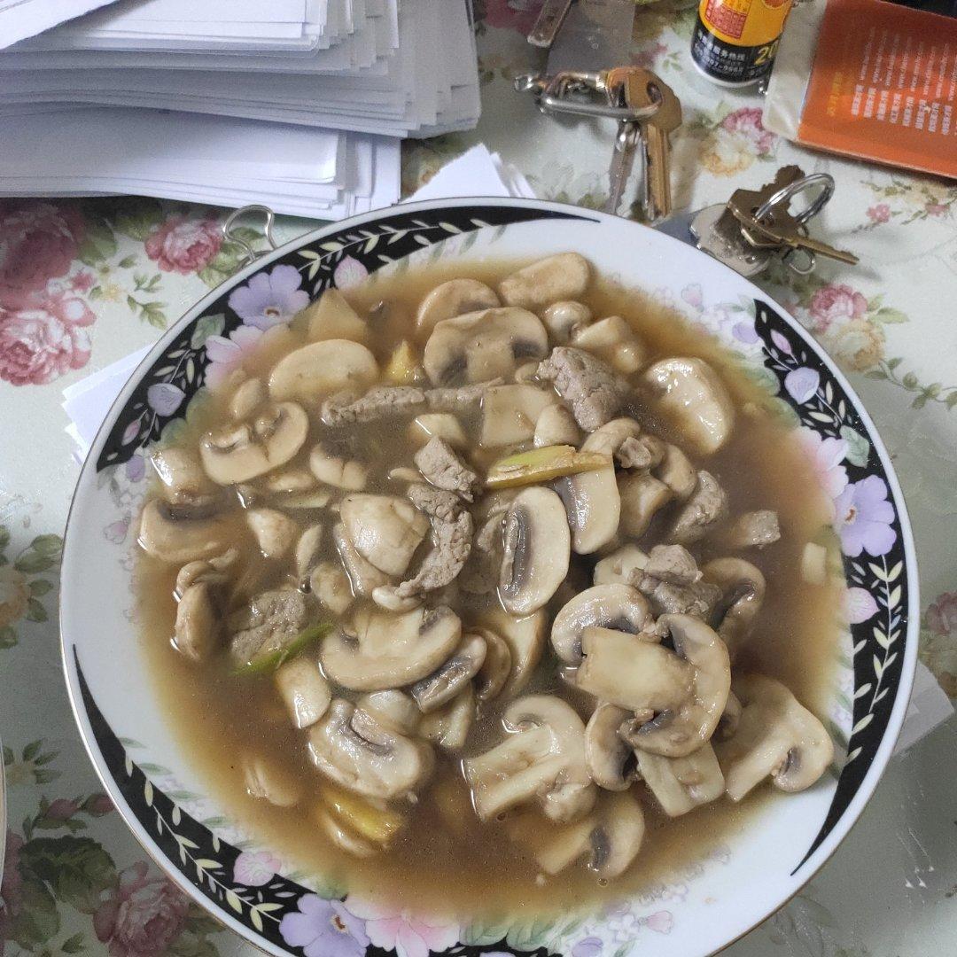 超鲜甜的炒口蘑