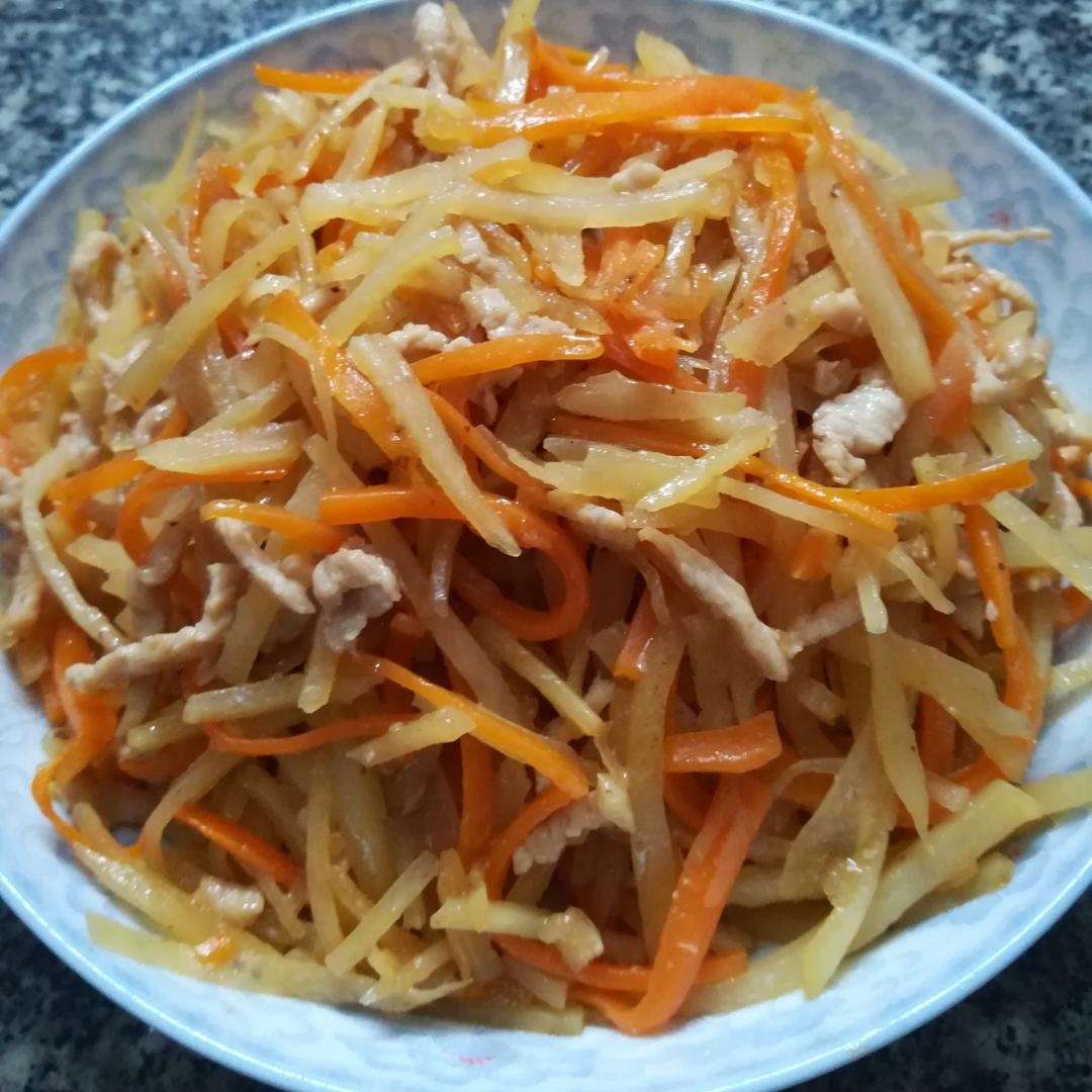 炒胡萝卜土豆丝