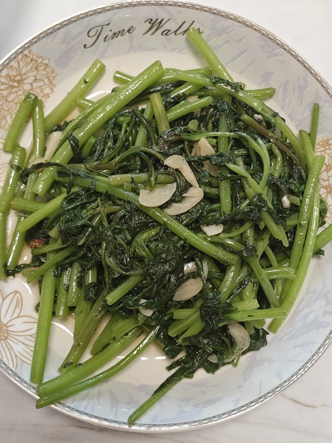 清炒茼蒿