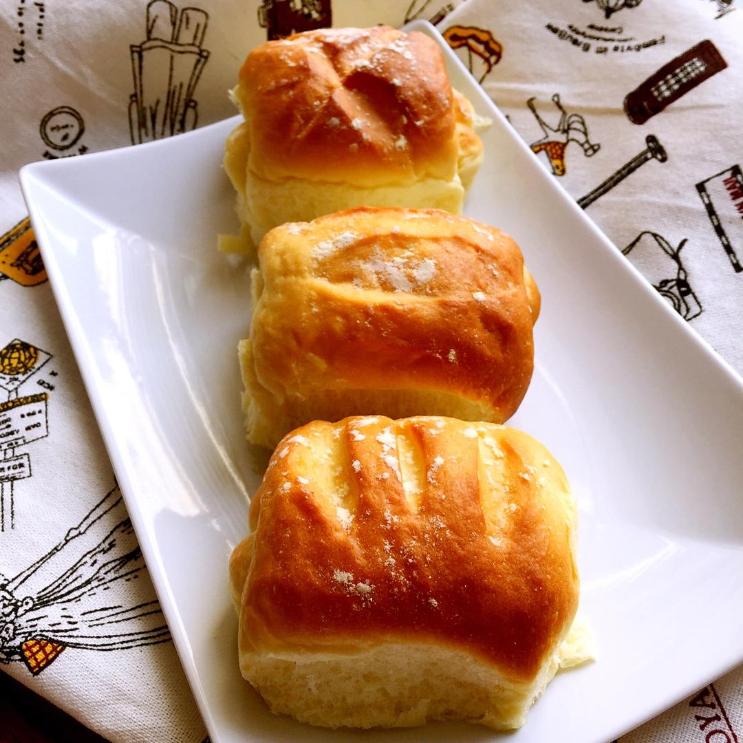 软到不知所措的牛奶卷