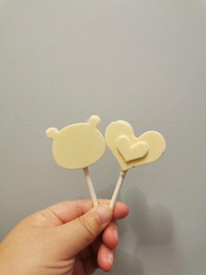 奶酪棒（秒杀市面上的妙可蓝多、女儿每天至少吃两支）