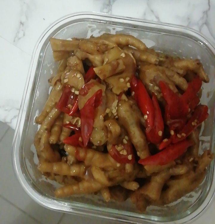 香辣烧鸡爪