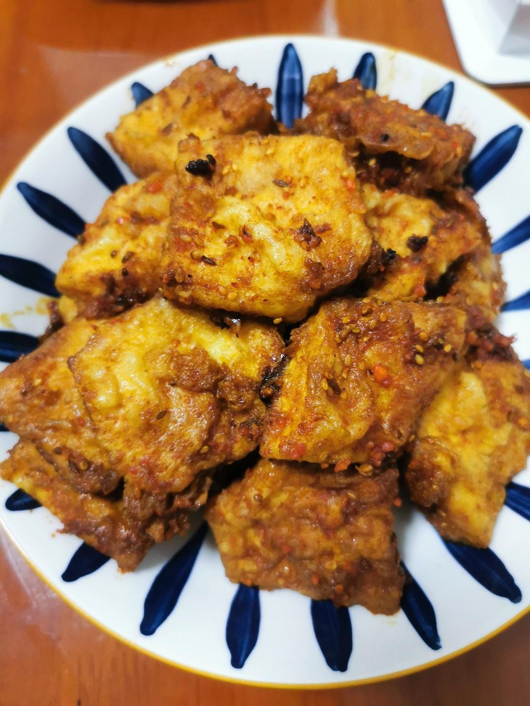 完胜路边摊：香煎孜然豆腐