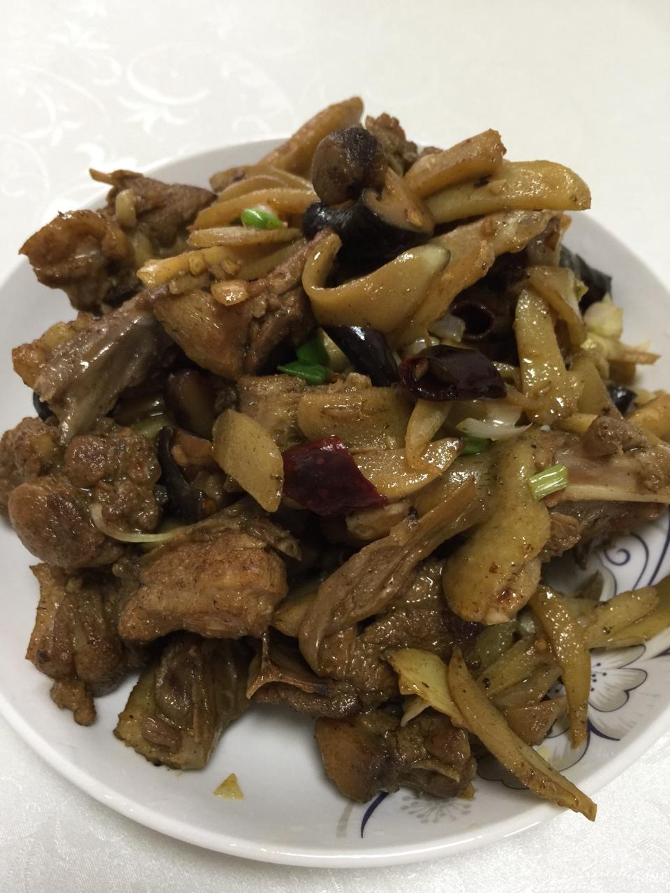 子姜（嫩姜）炒鸭