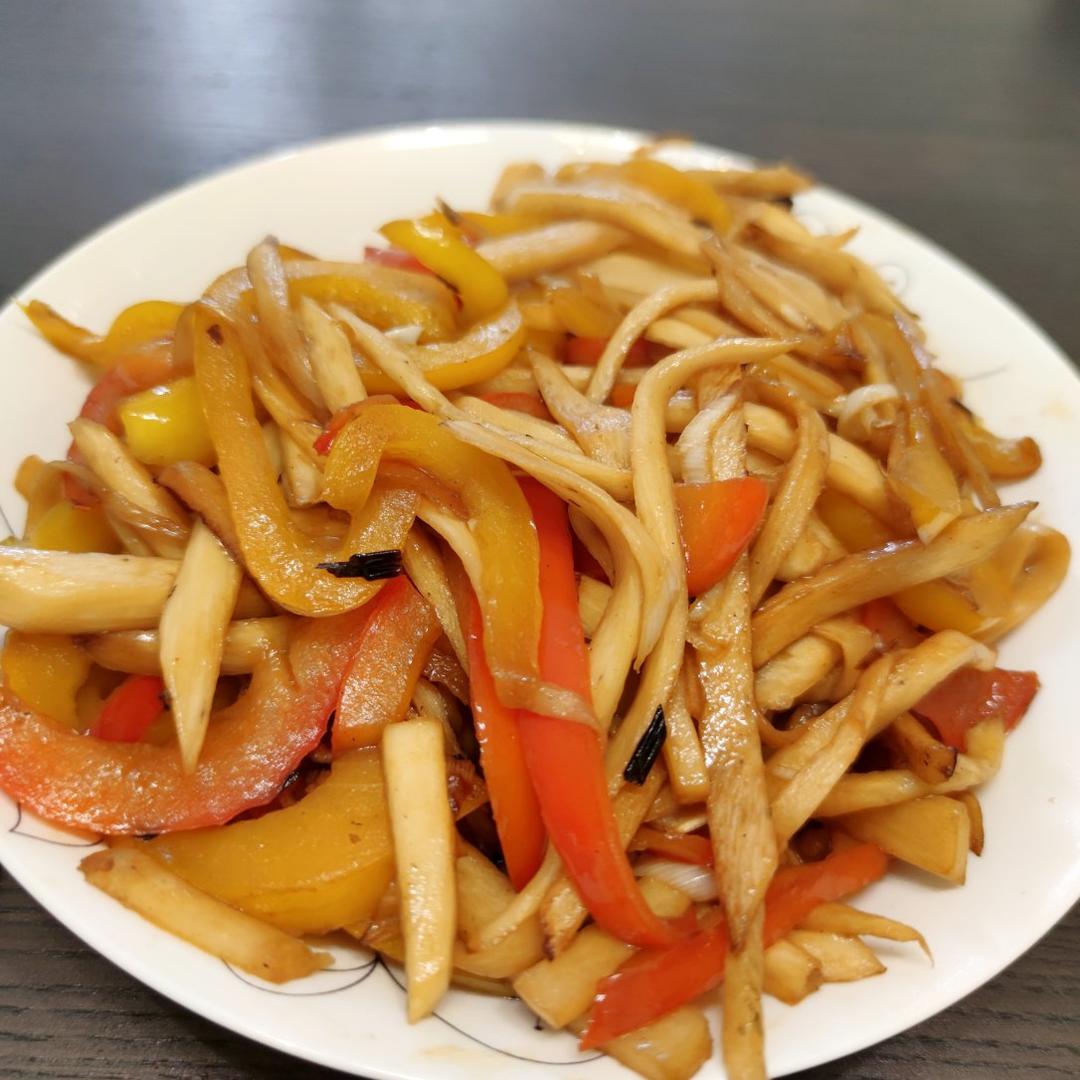 素炒茭白