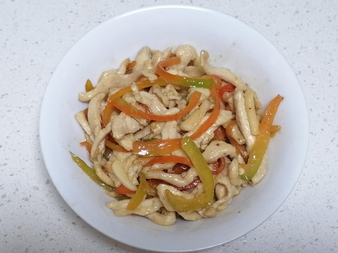 巨好吃的青椒炒鸡胸肉丝，超下饭