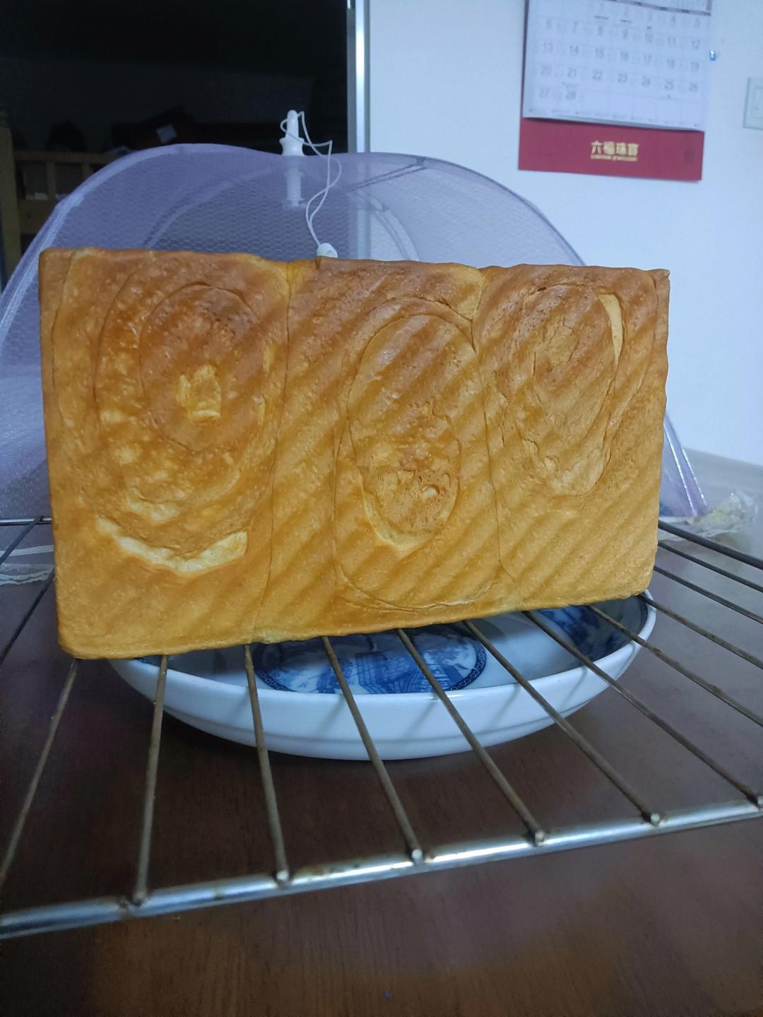 吐司，奶香手撕面包，超级香浓