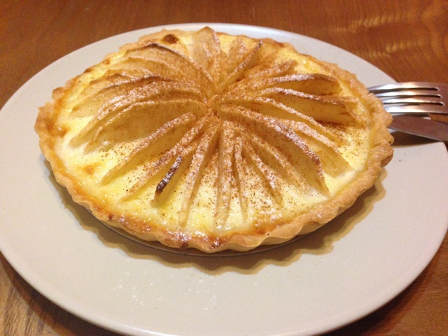 嘟嘟嘟小姐做的奶香苹果派