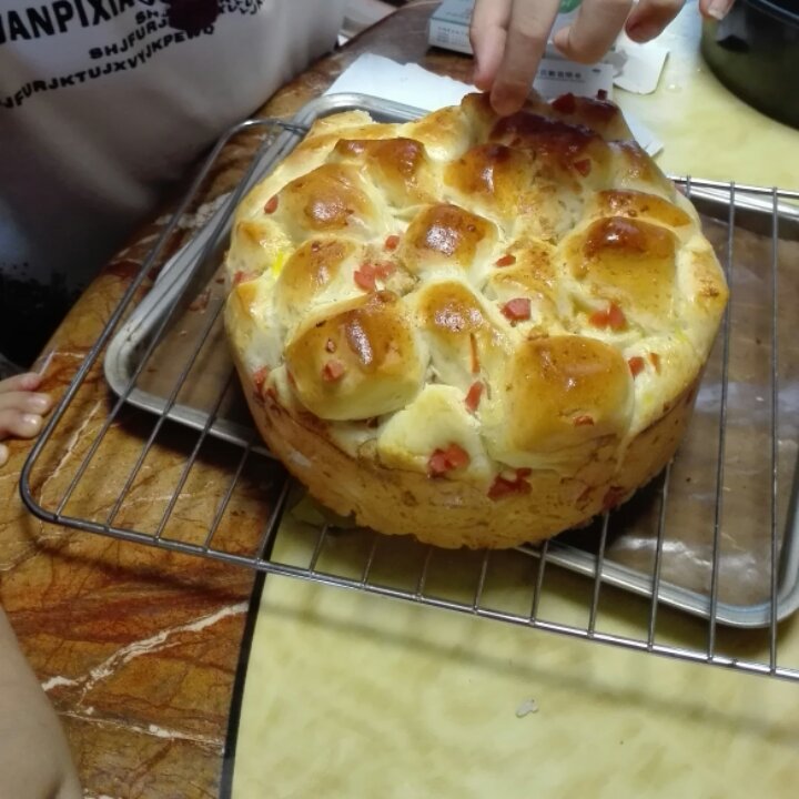 香葱肉松手撕面包