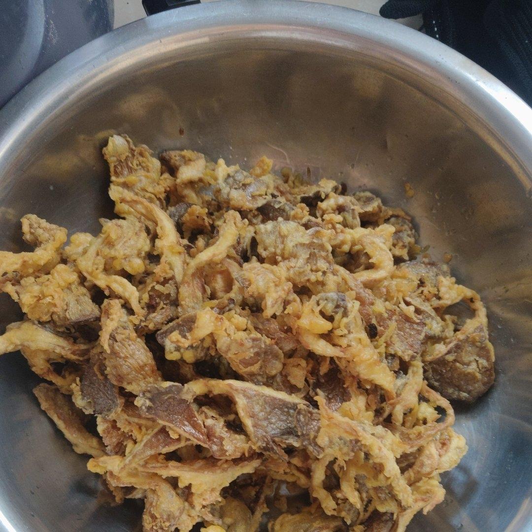 炸蘑菇用不用焯水？裹淀粉还是面粉？厨师长告诉你