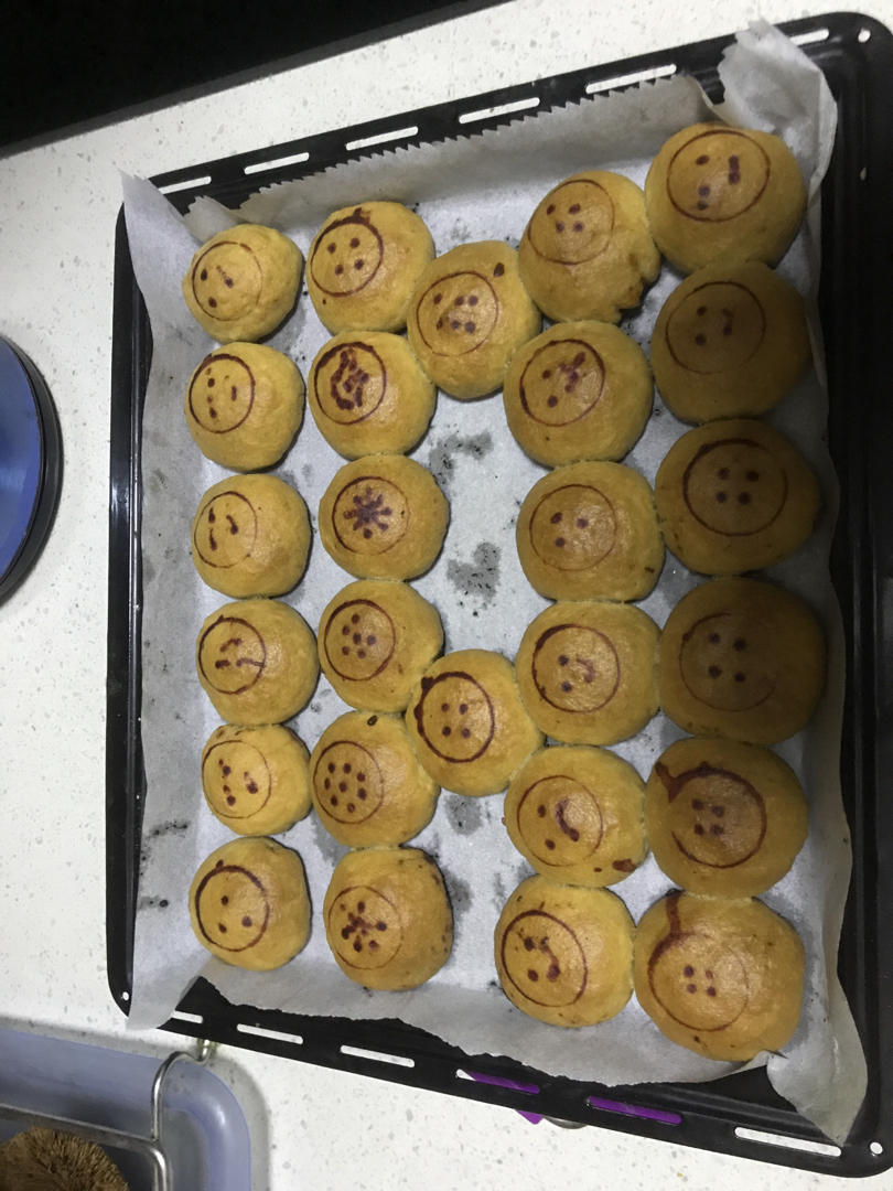 玫瑰云腿月饼