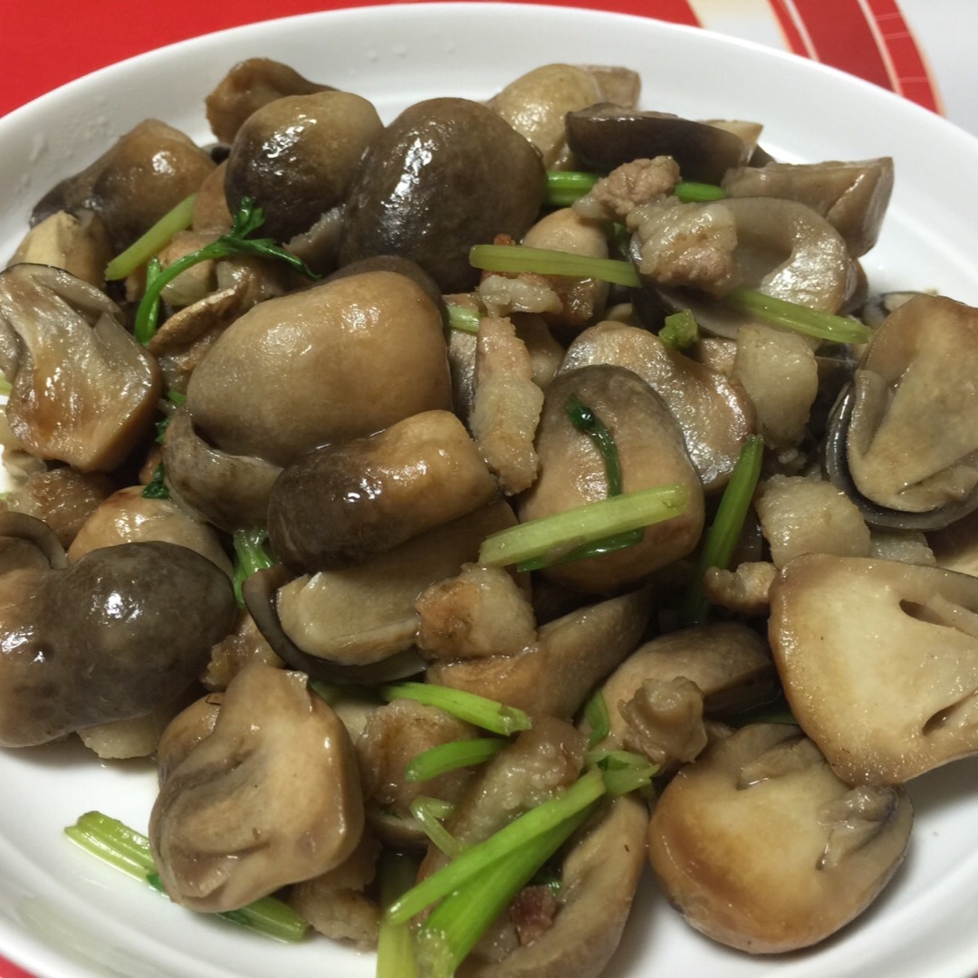 孟孟2648做的蚝油草菇