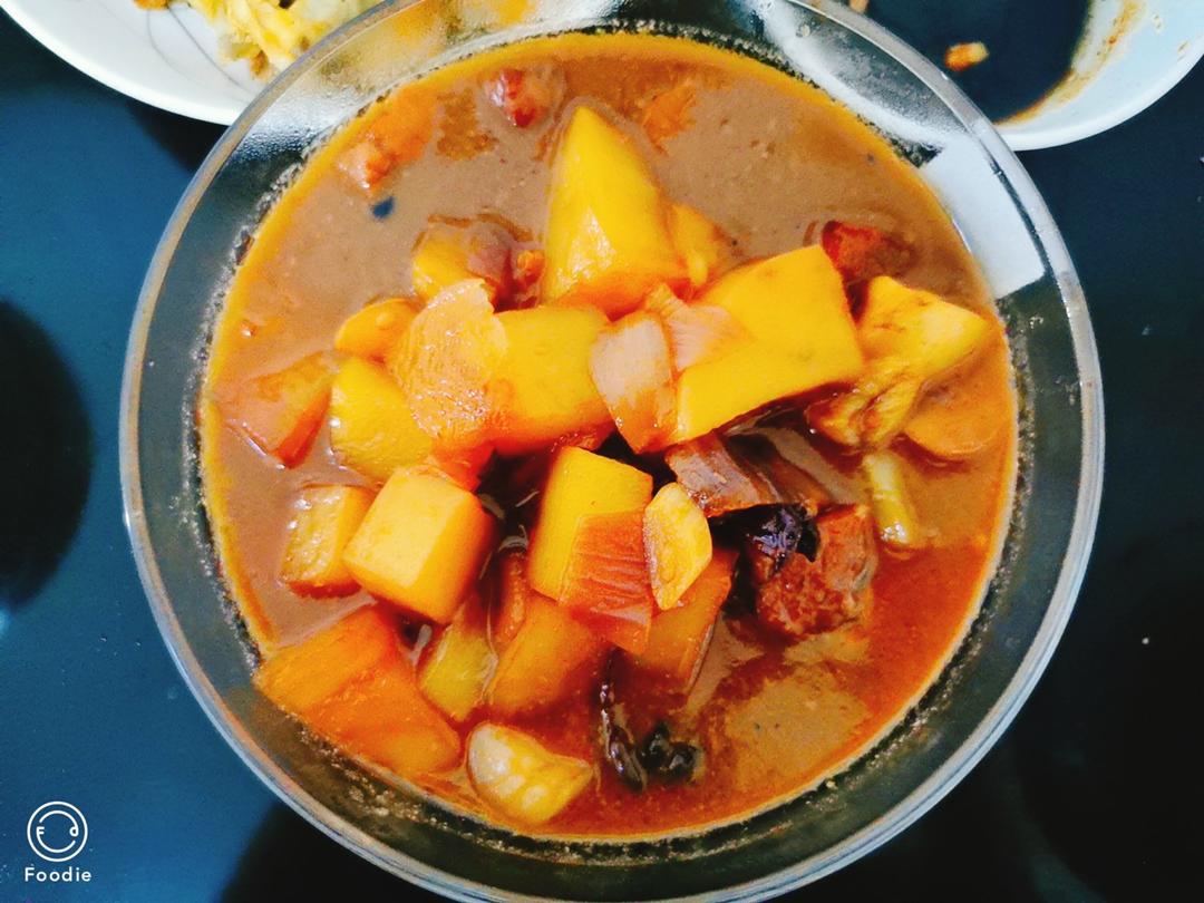 红烧肉炖土豆（丝毫不腻）