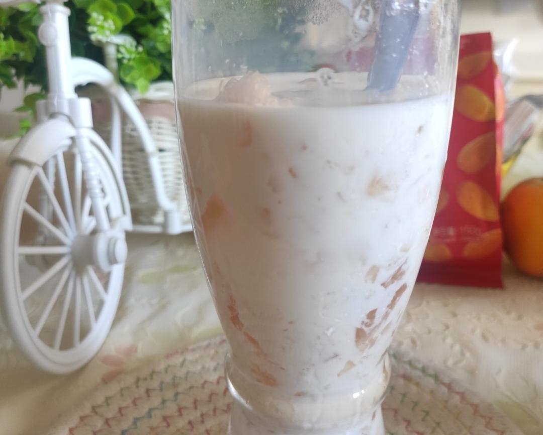 适合夏天闺蜜聚会的桃桃奶茶