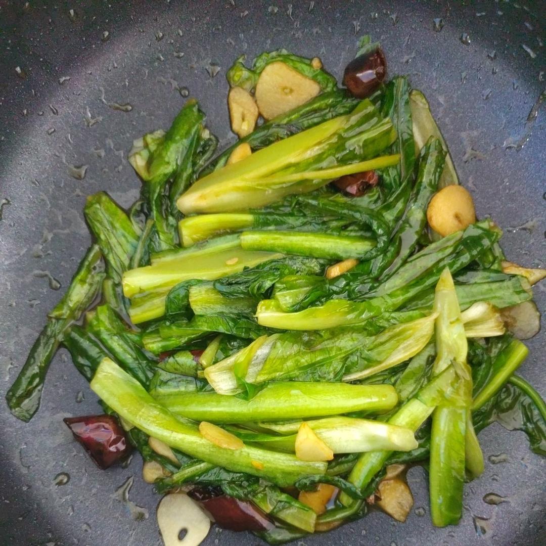 清炒油麦菜