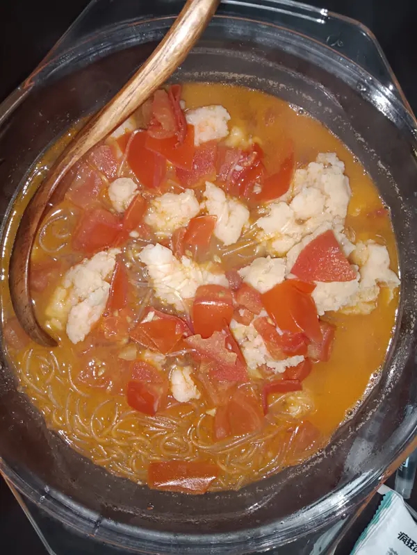 番茄虾滑粉丝煲