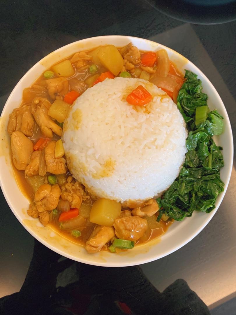 咖喱鸡肉饭