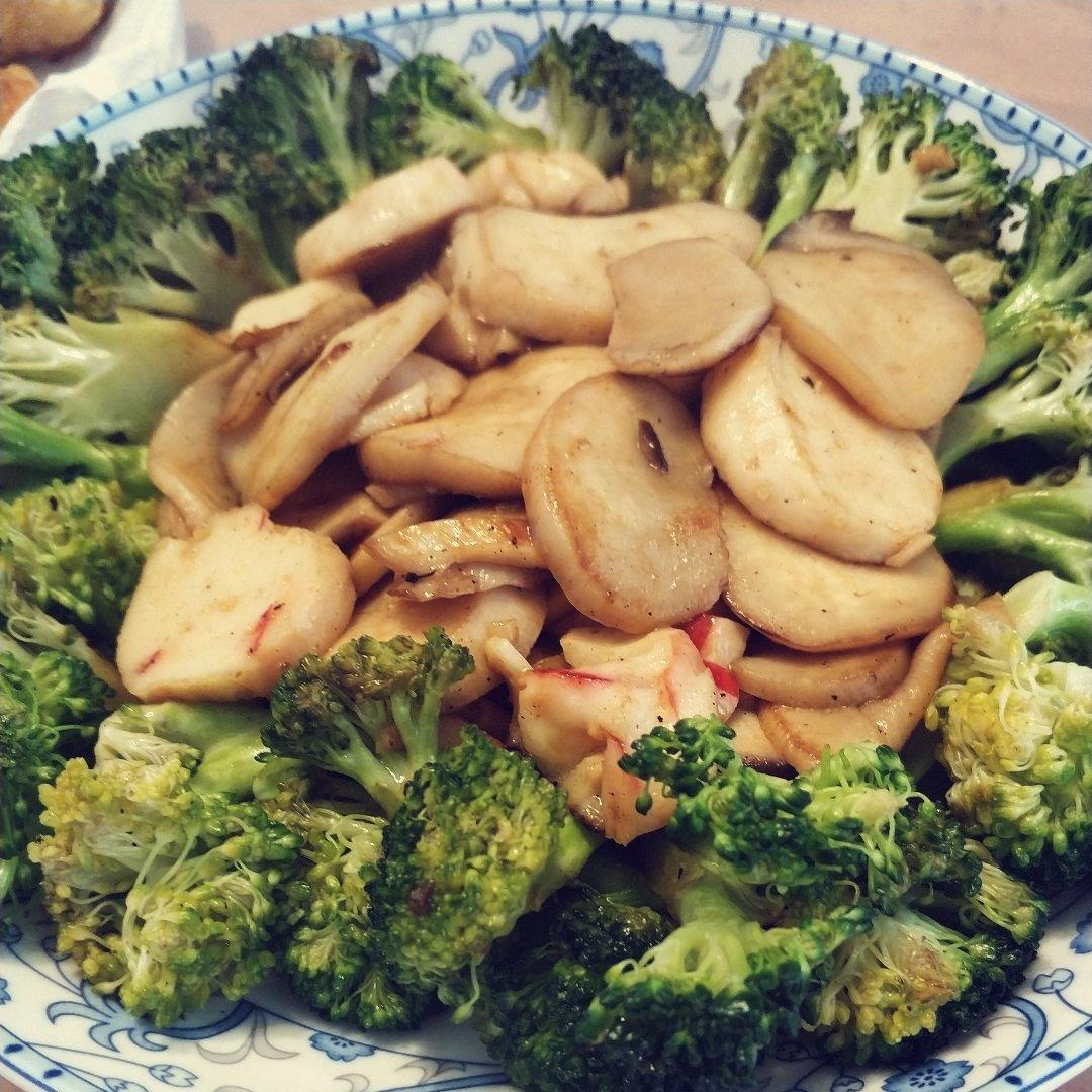 杏鲍菇扣西兰花