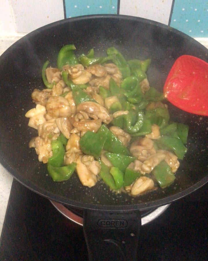青椒炒鸡腿肉（大厨级别）