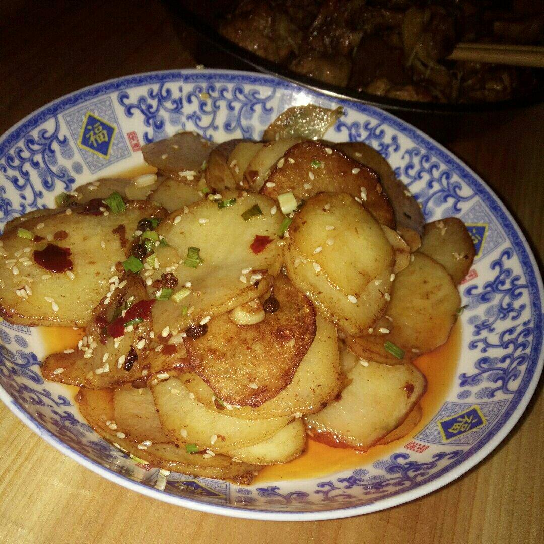 干锅土豆片