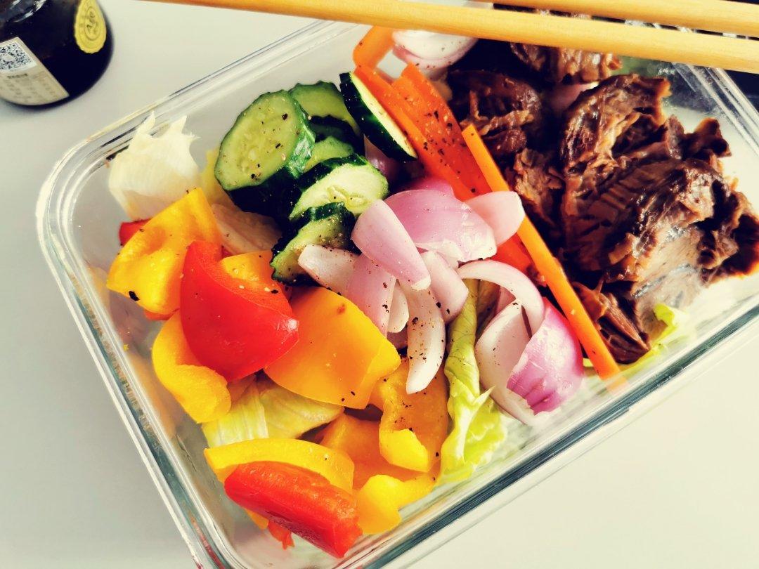 【减肥食谱--瘦身沙拉】