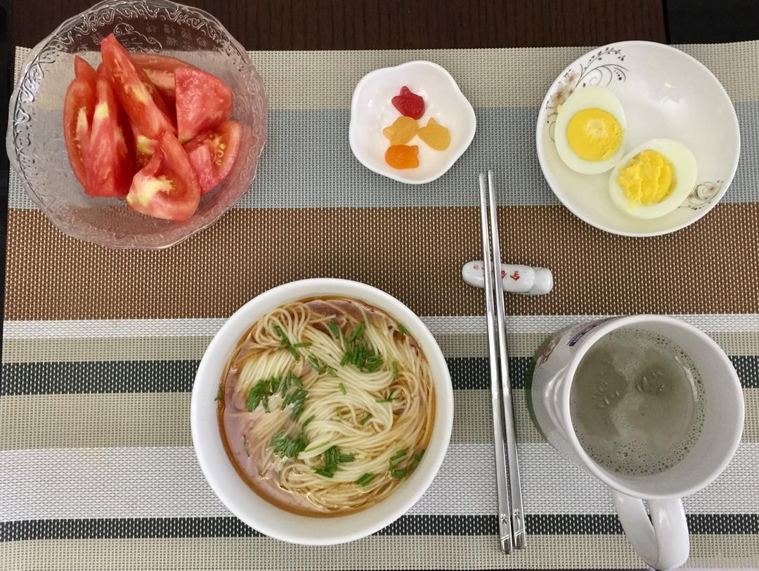 最美不过那碗阳春面