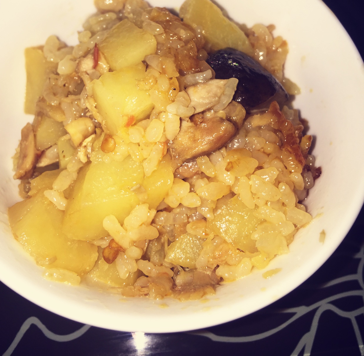 土豆焖饭（电饭锅版）