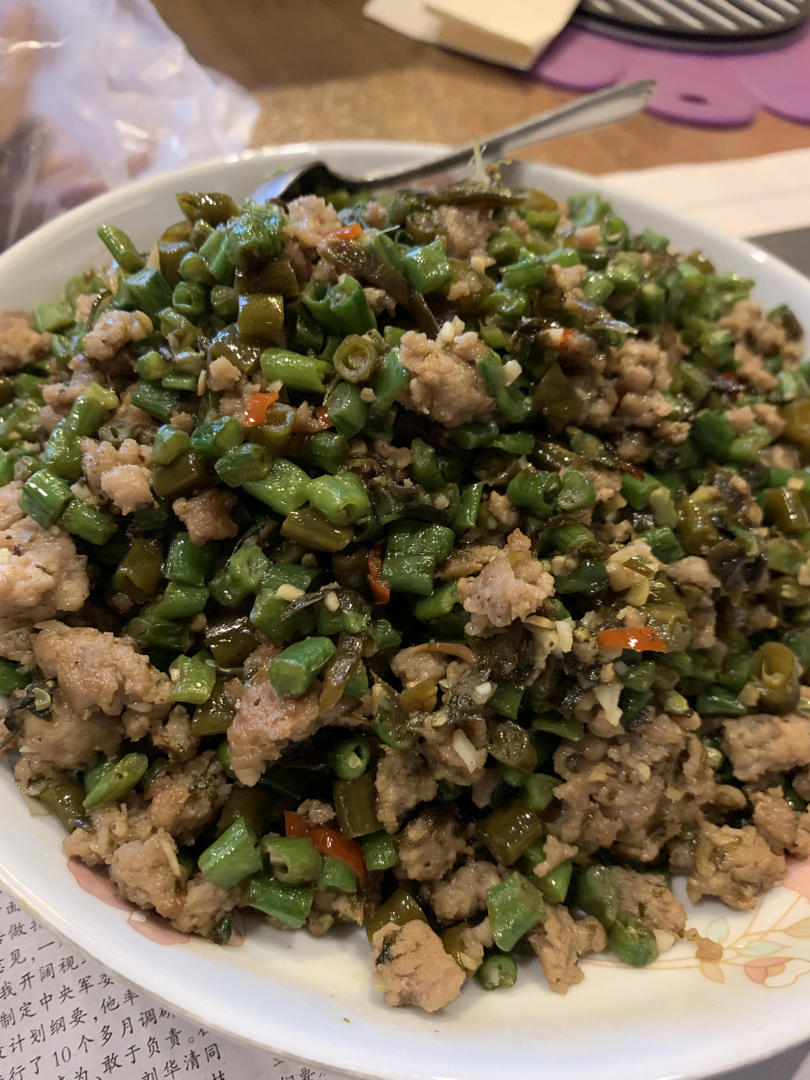 超简单的下饭菜🔥肉末豆角，好吃到流泪