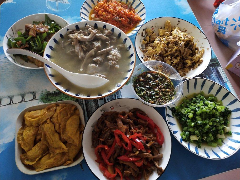 家宴菜谱，一个人做了15个菜，以后家里请客跟我学。